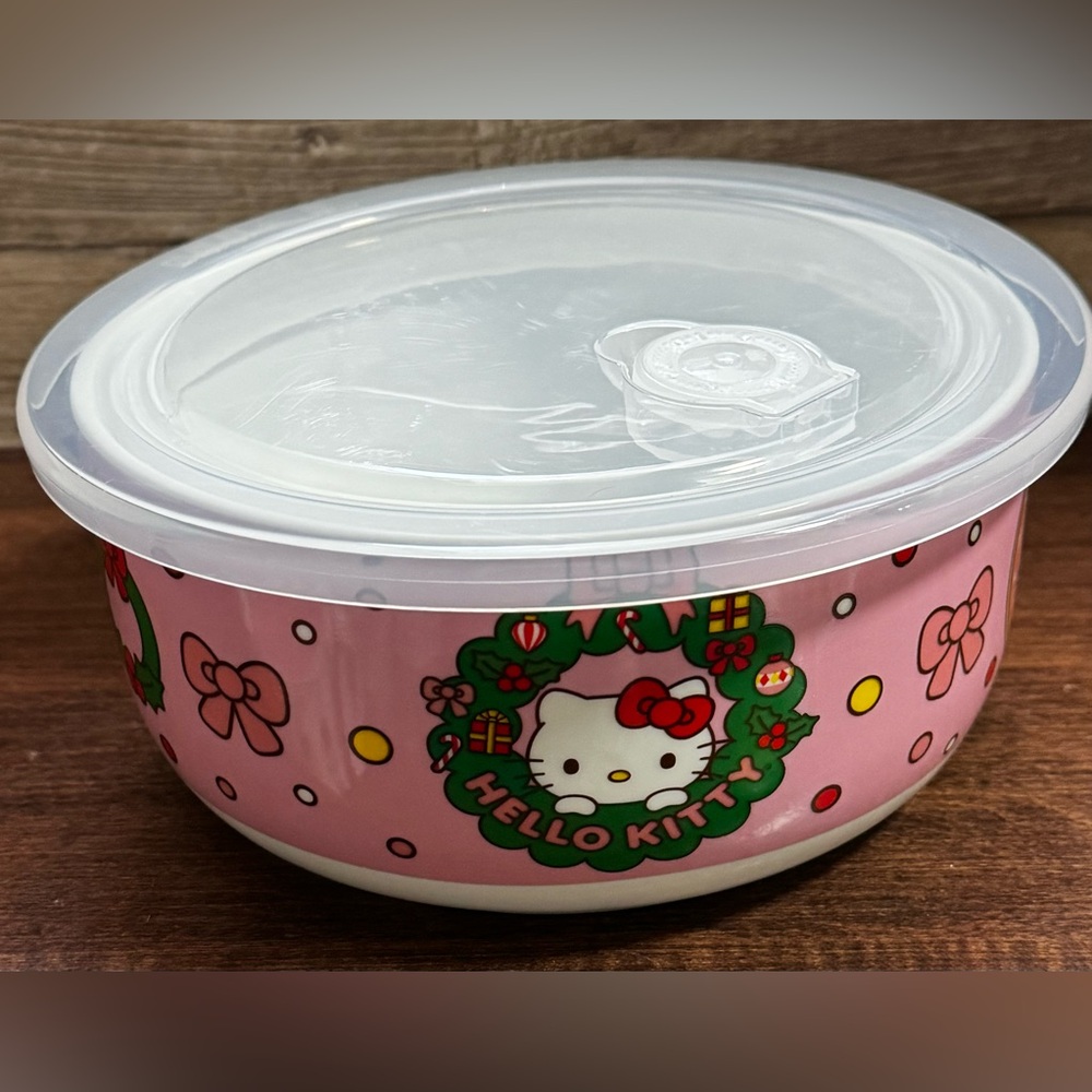 Super Cute 🥰 Hello Kitty Food large Pink Container with Vented Lid - NEW - Picture 5 of 8